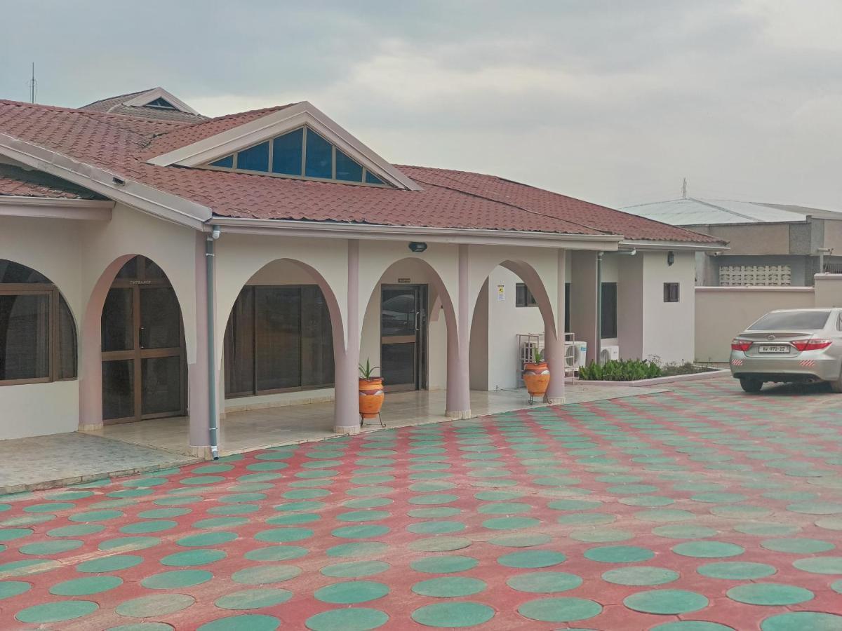 Prestige Guesthouse ,Ksi Kumasi Exterior photo